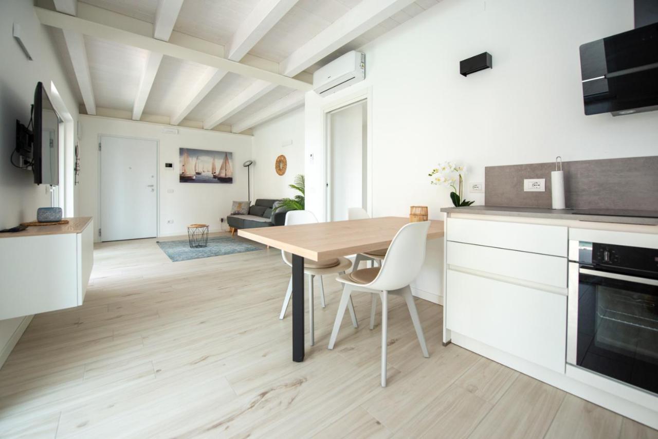 Lake Dream Apartment With Pool In Bardolino Exterior photo