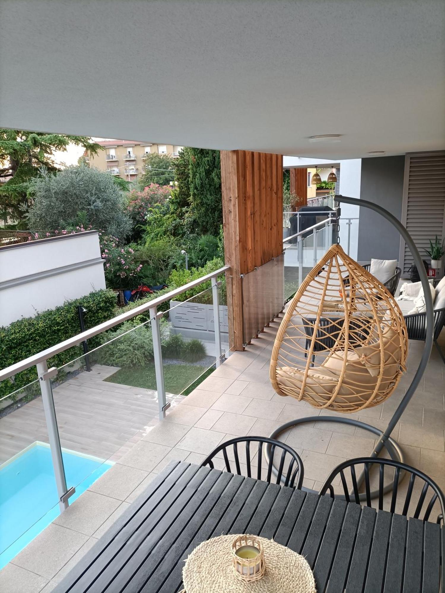 Lake Dream Apartment With Pool In Bardolino Exterior photo